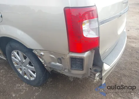 2014 Chrysler Town & Country Touring from USA, damaged, VIN 2C4RC1BG5ER259479